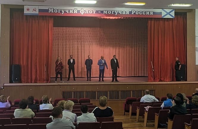 Артисты театра выступили на торжественном мероприятии  в ГВКГ им.Бурденко, посвященном Дню ВМФ