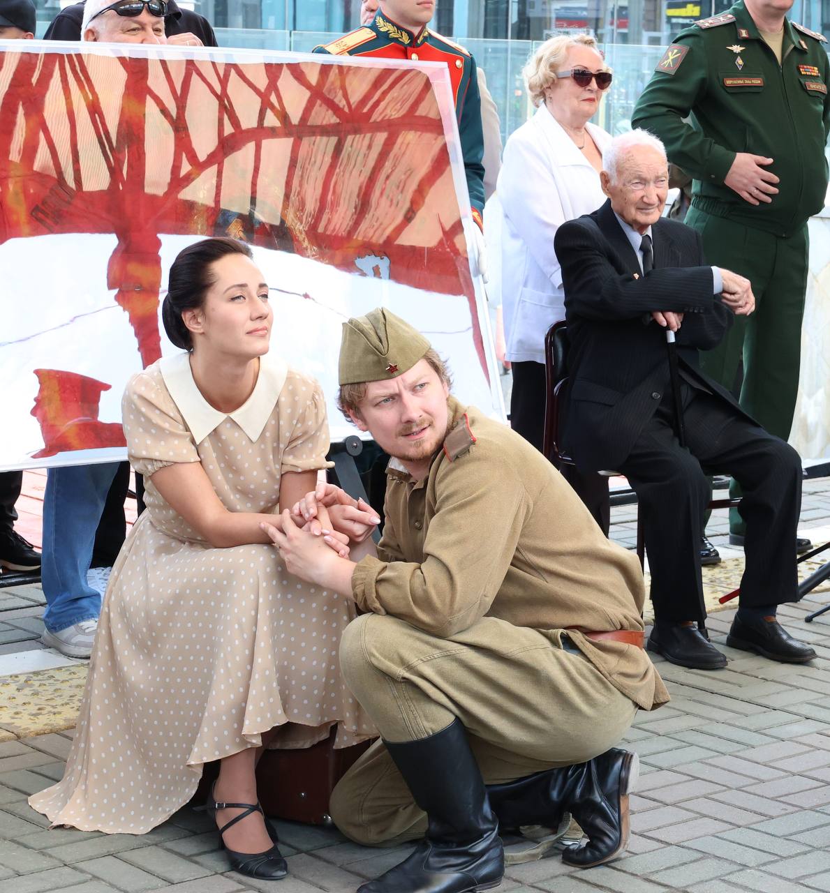 С Белорусского вокзала отправился поезд «Единство в памяти. Сила в подвиге!»